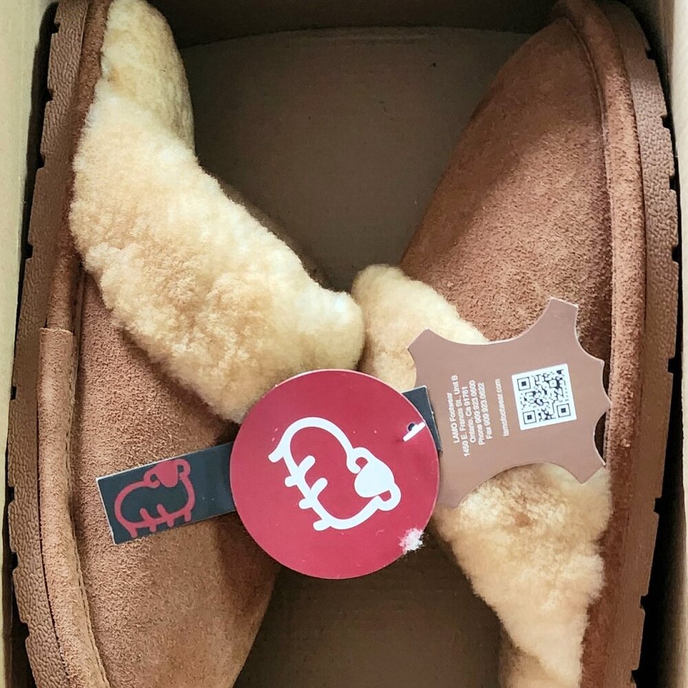 LaMO for The Vermont Country Store Women's Sheepskin Scuffs - Chestnut